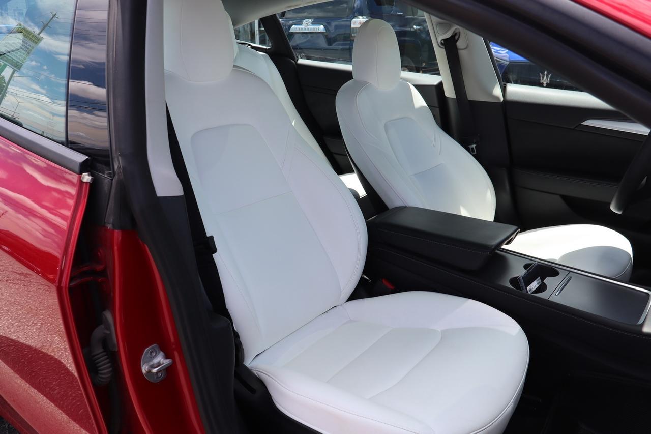 2022 Tesla Model 3 Performance   No Accident   White Interior Photo
