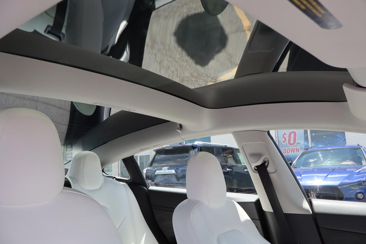 2022 Tesla Model 3 Performance   No Accident   White Interior Photo