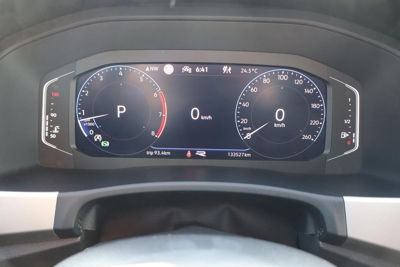2021 Volkswagen Atlas Execline R-Line 4MOTION V6 Brown Interior 6 Passen Photo