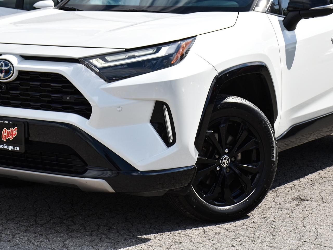 2023 Toyota RAV4 XSE Hybrid AWD Sunroof Back Up Camera Photo1