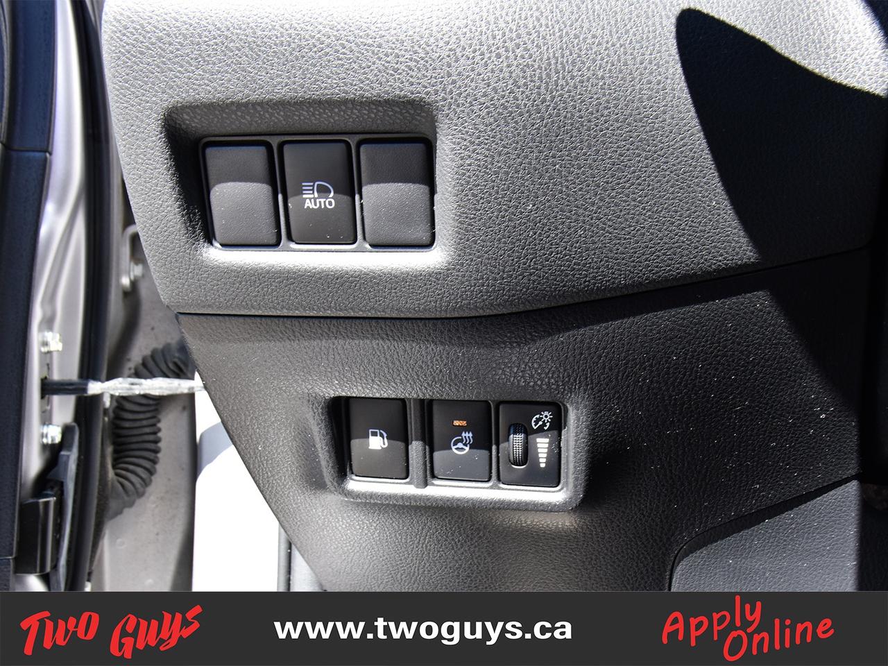 2020 Toyota C-HR XLE Premium Back Up Camera Heated Front Seats Photo