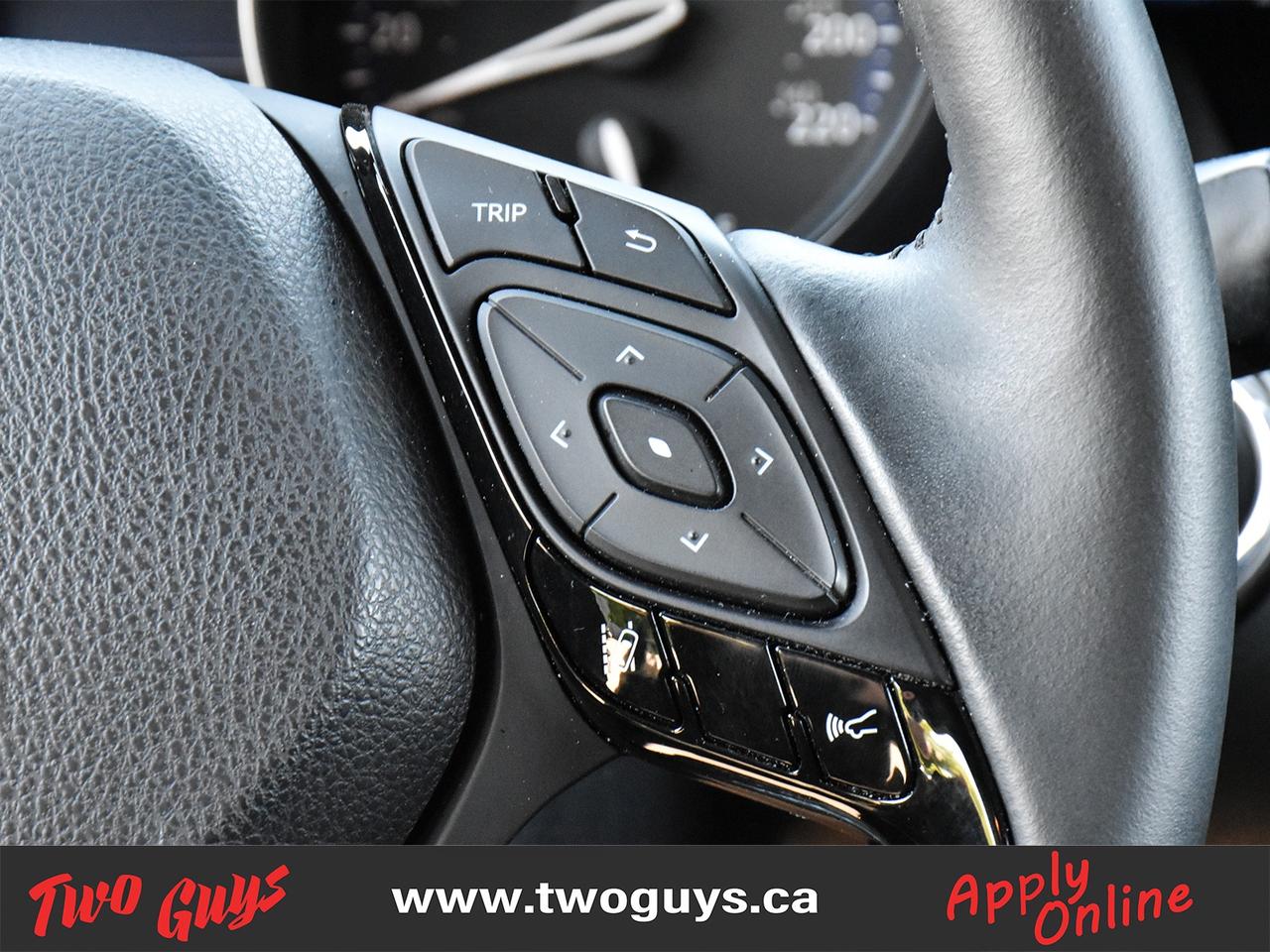 2020 Toyota C-HR XLE Premium Back Up Camera Heated Front Seats Photo