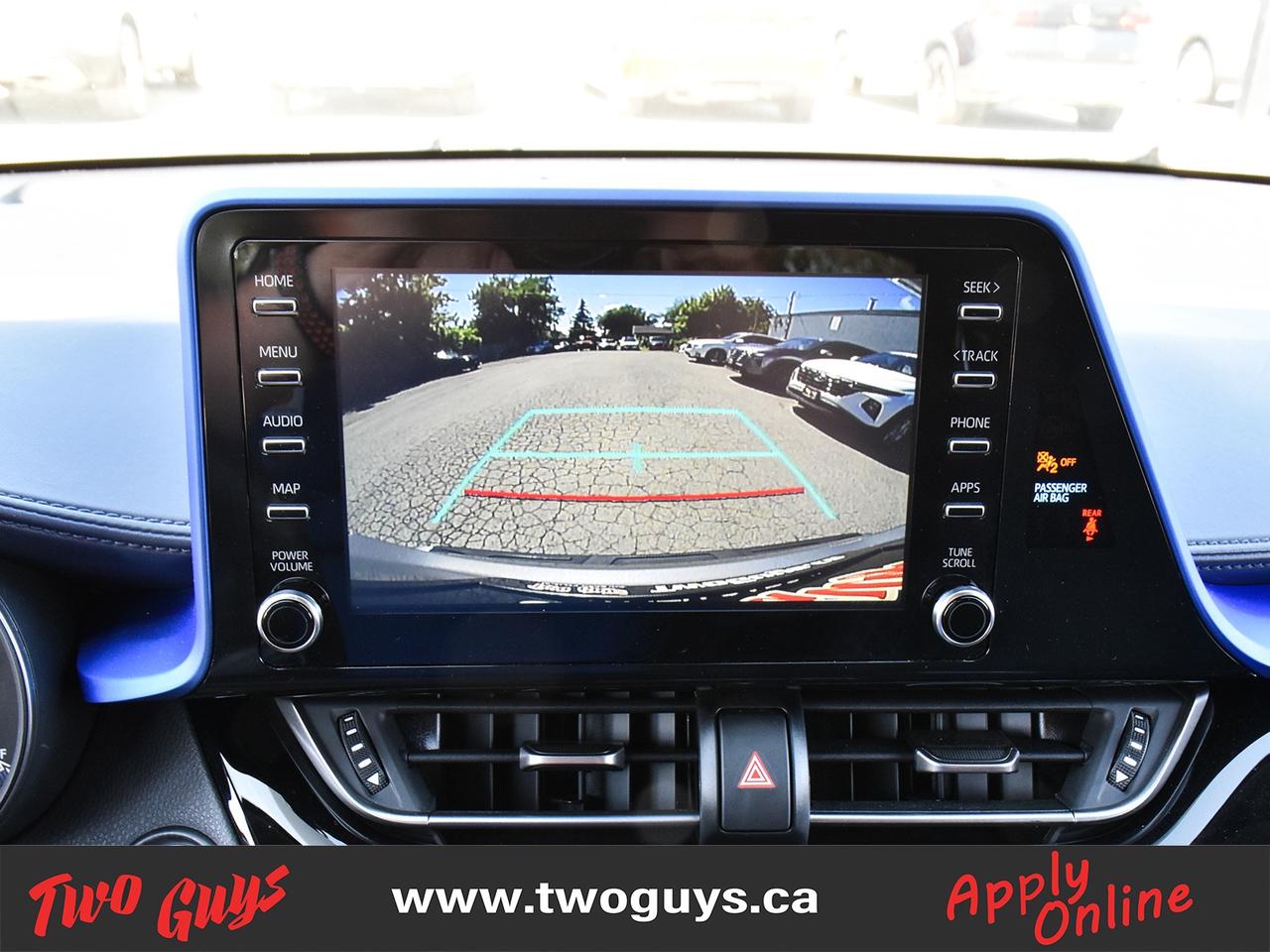 2020 Toyota C-HR XLE Premium Back Up Camera Heated Front Seats Photo