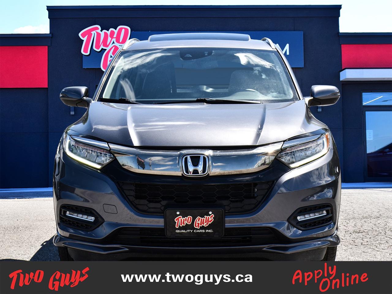 2022 Honda HR-V Touring AWD Leather Sunroof Back Up Camera Photo