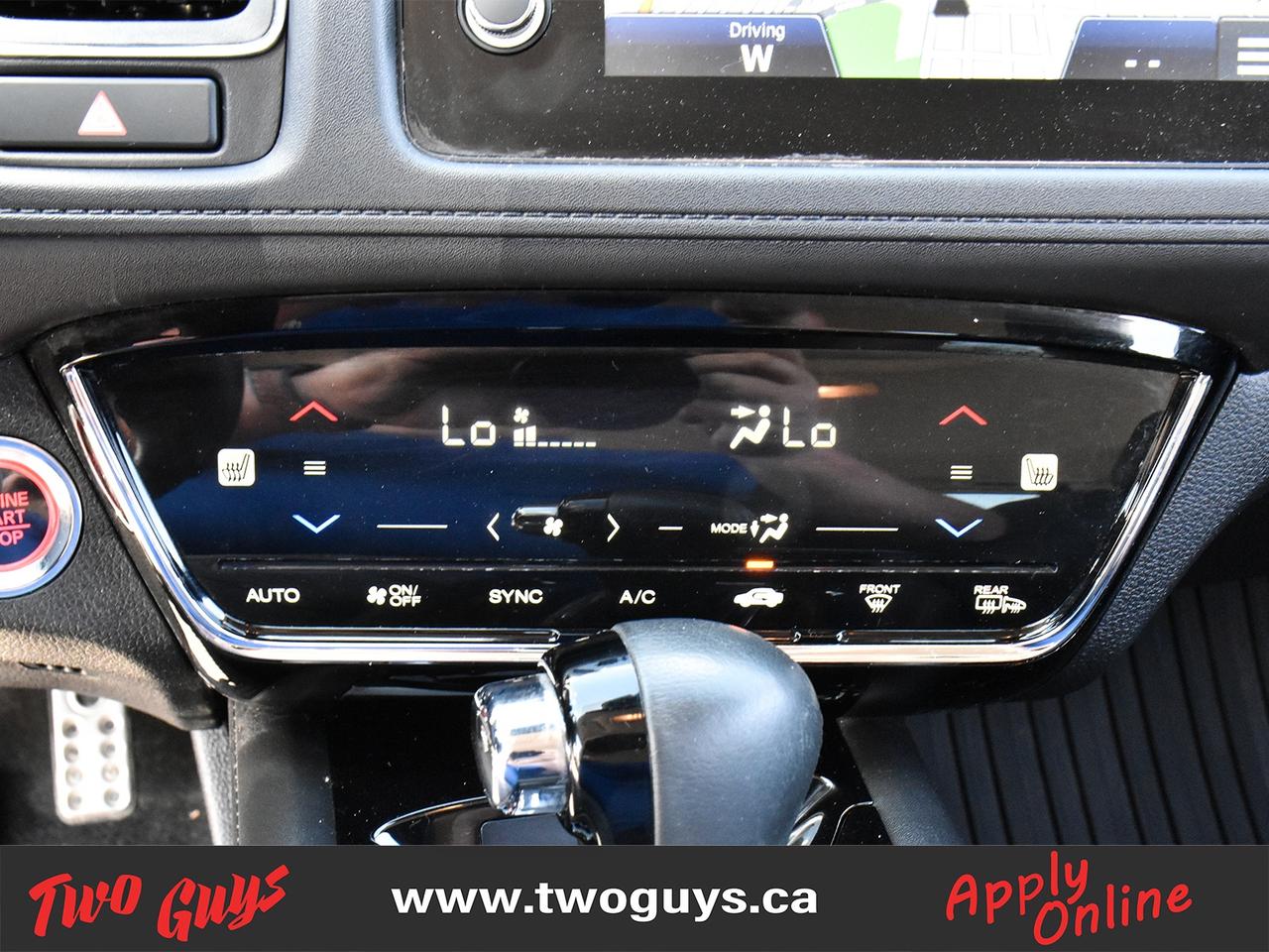 2022 Honda HR-V Touring AWD Leather Sunroof Back Up Camera Photo