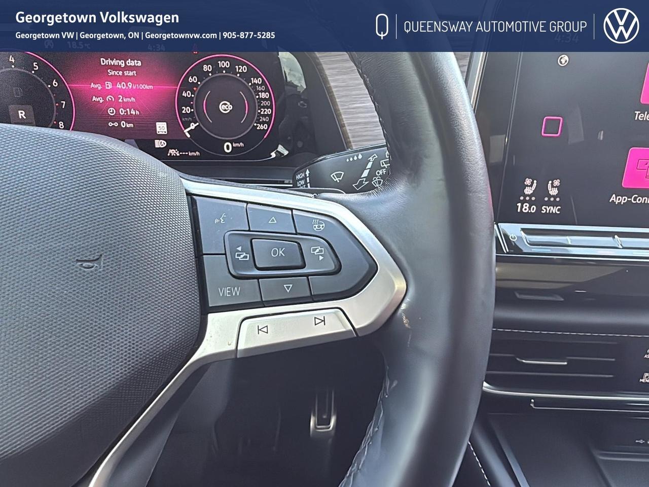 2024 Volkswagen Atlas Execline 4Motion   Pano Roof   Captain's Chair Pkg Photo