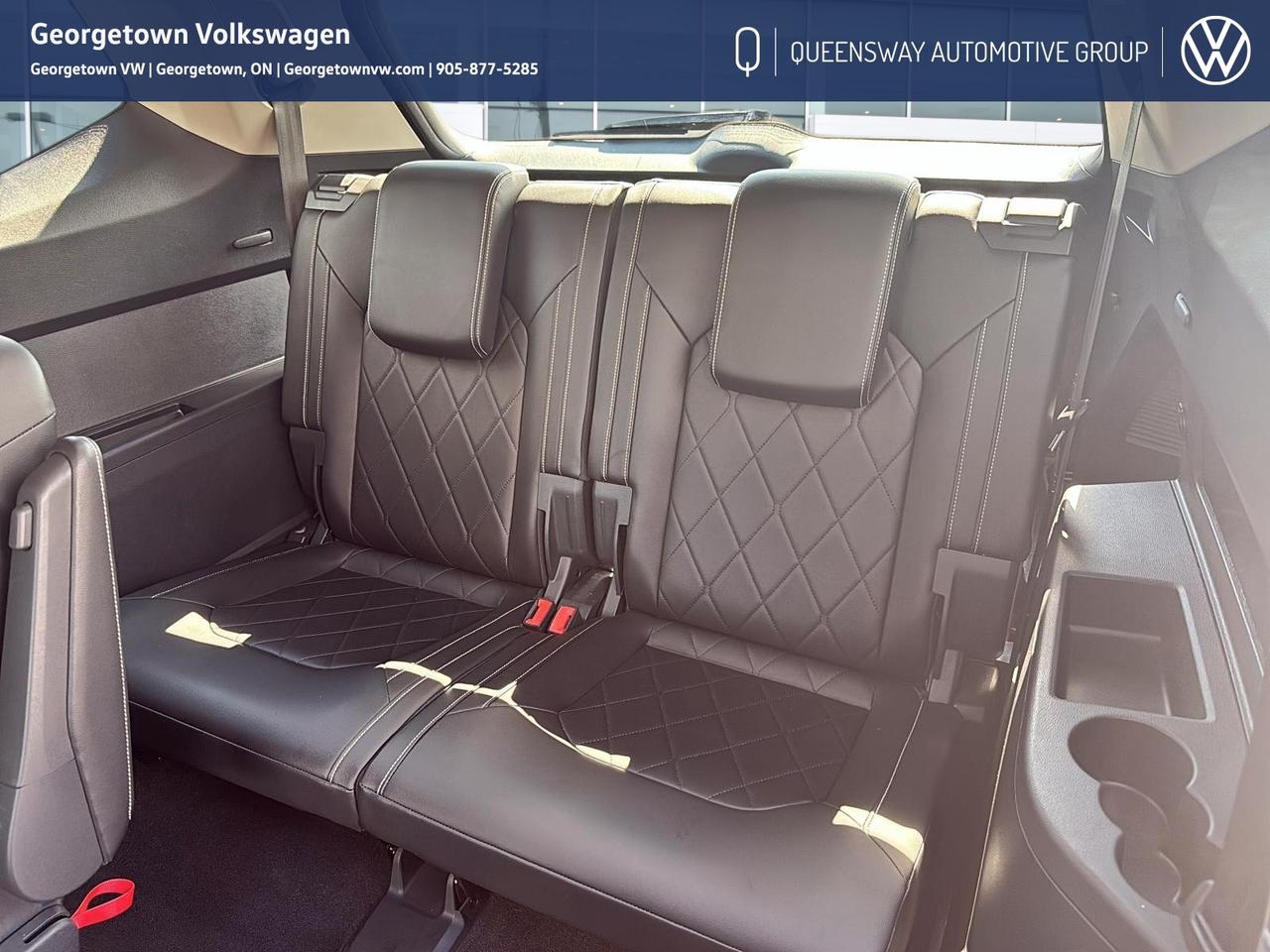 2024 Volkswagen Atlas Execline 4Motion   Pano Roof   Captain's Chair Pkg Photo