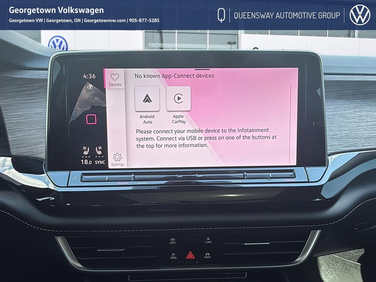 2024 Volkswagen Atlas Execline 4Motion   Pano Roof   Captain's Chair Pkg Photo