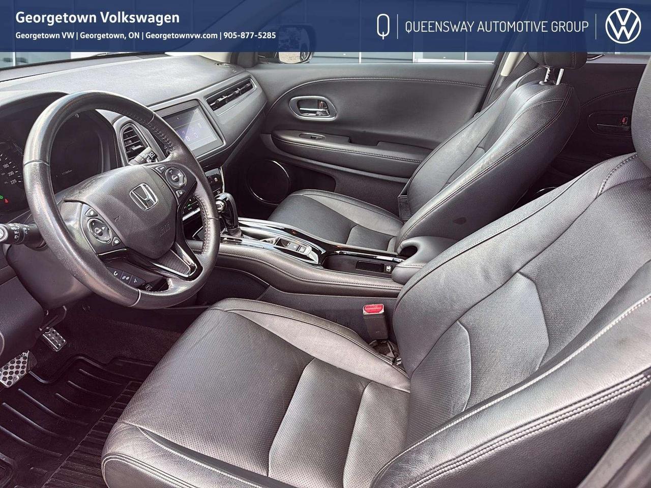 2020 Honda HR-V Touring Pano Roof   Carplay   Heated Seats Photo