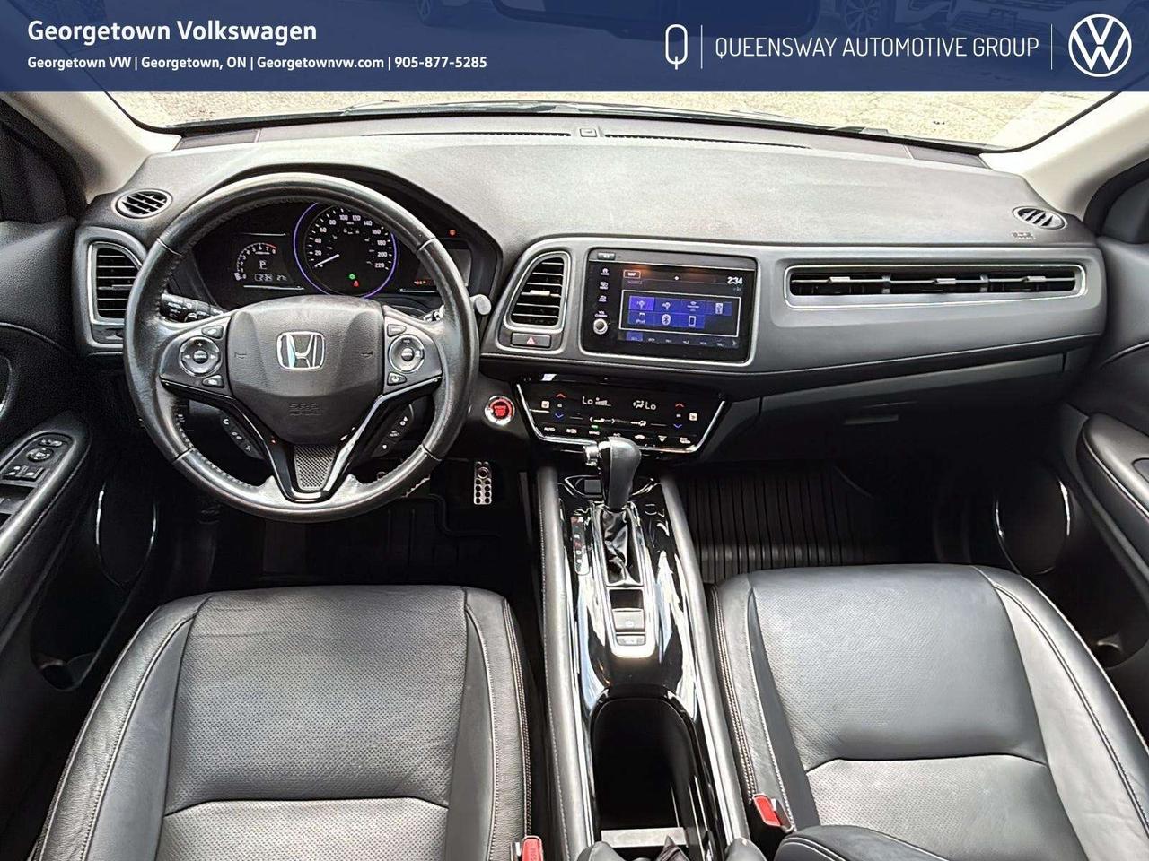 2020 Honda HR-V Touring Pano Roof   Carplay   Heated Seats Photo