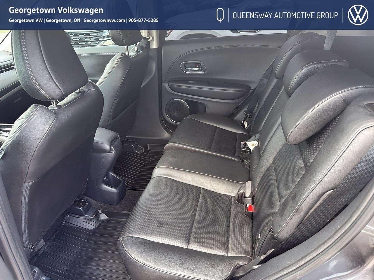 2020 Honda HR-V Touring Pano Roof   Carplay   Heated Seats Photo