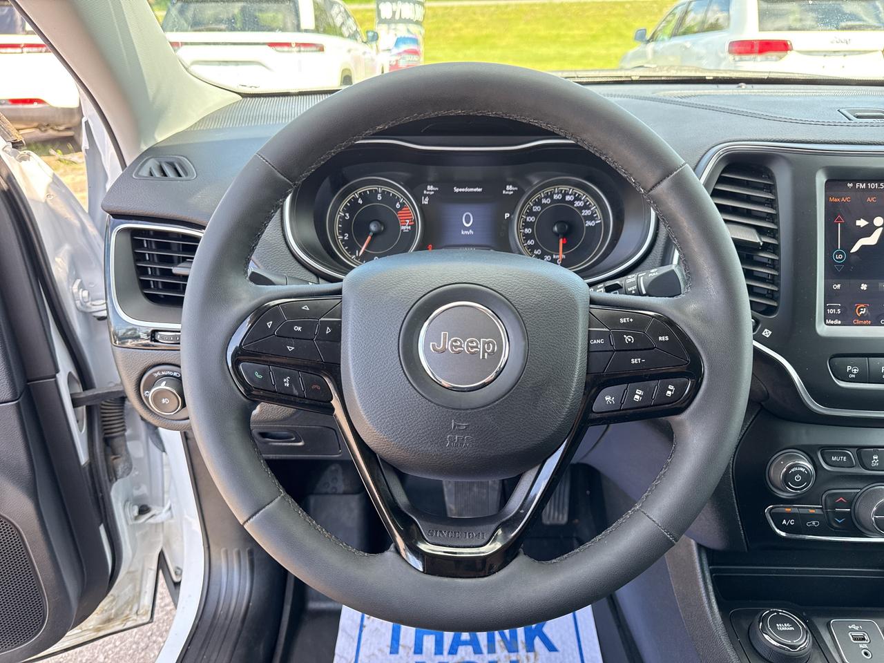 2023 Jeep Cherokee Altitude - sunroof - htd seats/wheel Photo