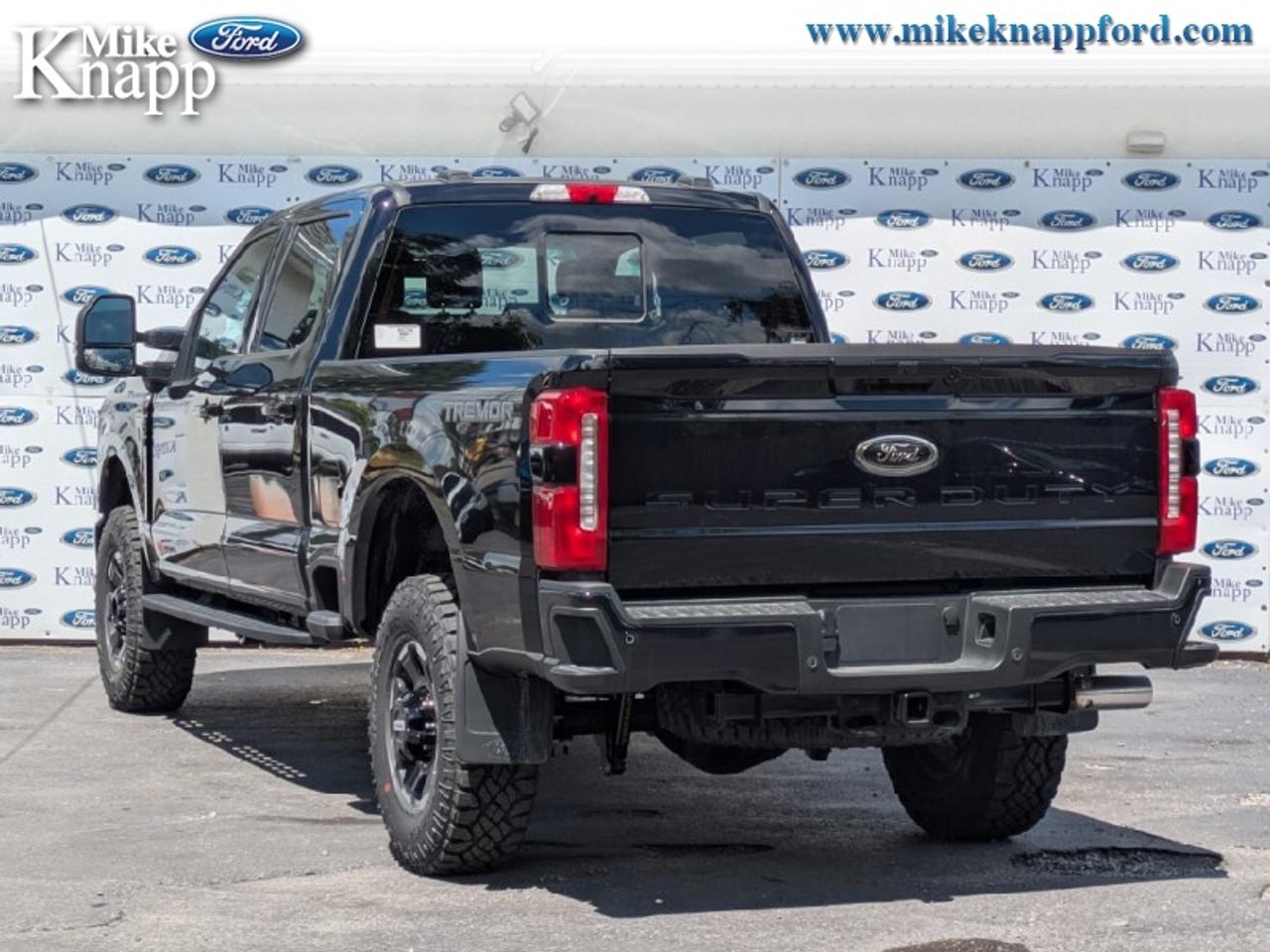 2026 Ford F-350 Super Duty Lariat Photo2