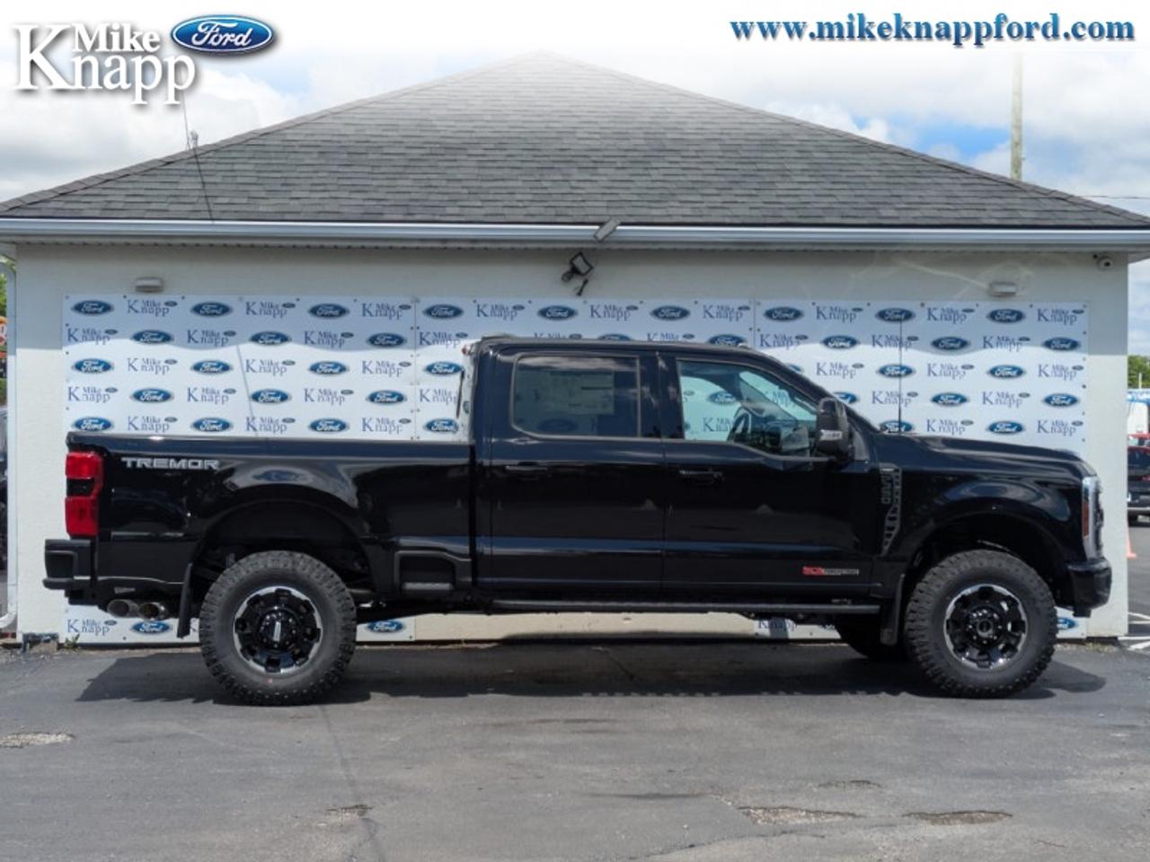 2026 Ford F-350 Super Duty Lariat Photo