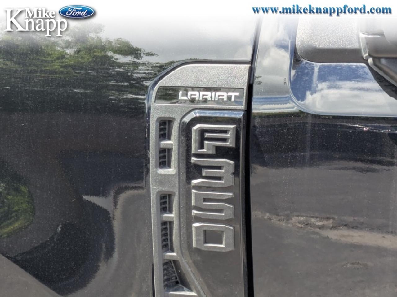 2026 Ford F-350 Super Duty Lariat Photo