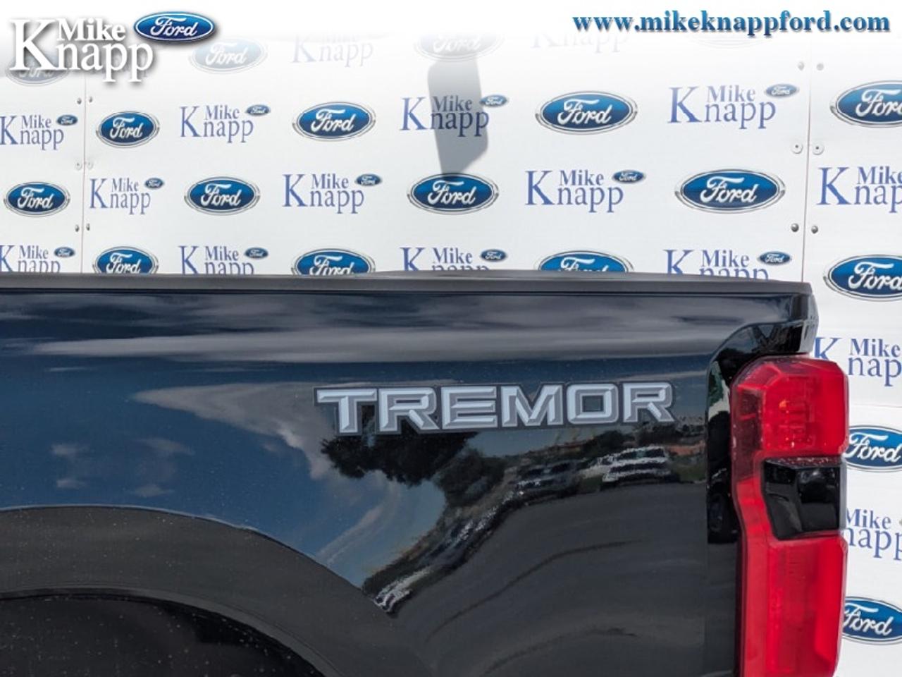 2026 Ford F-350 Super Duty Lariat Photo