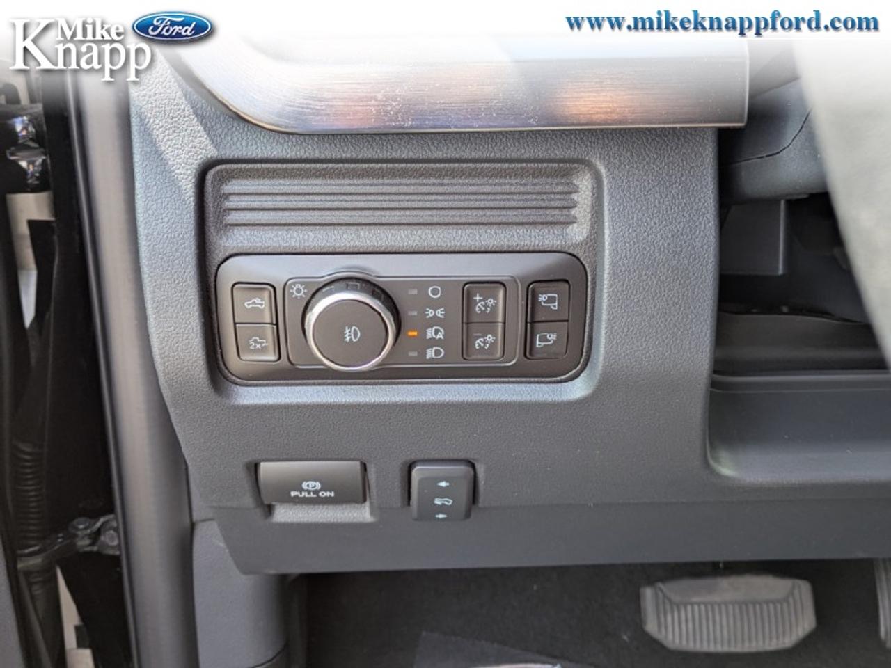 2026 Ford F-350 Super Duty Lariat Photo