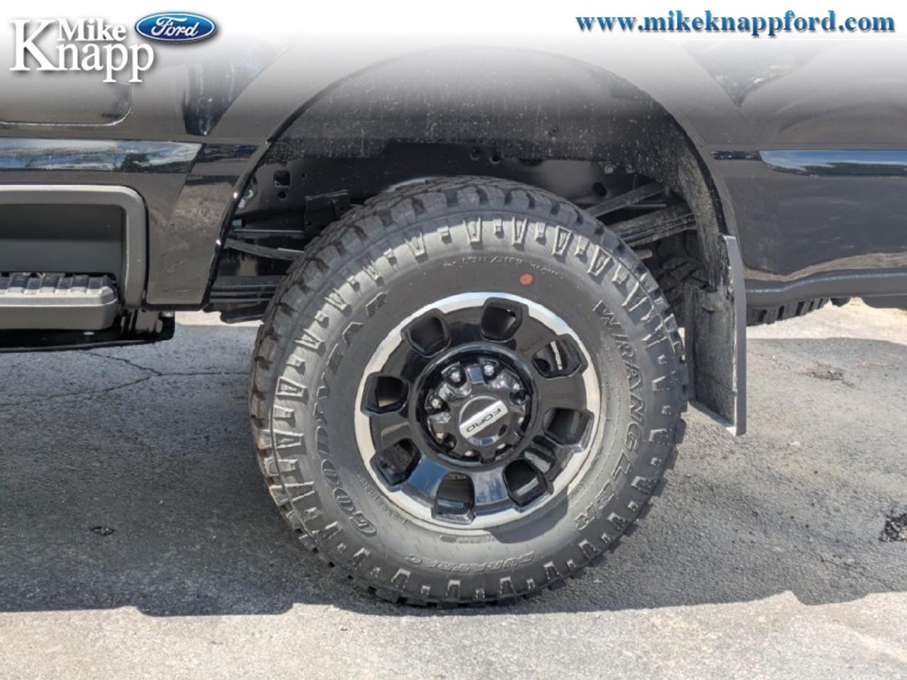 2026 Ford F-350 Super Duty Lariat Photo