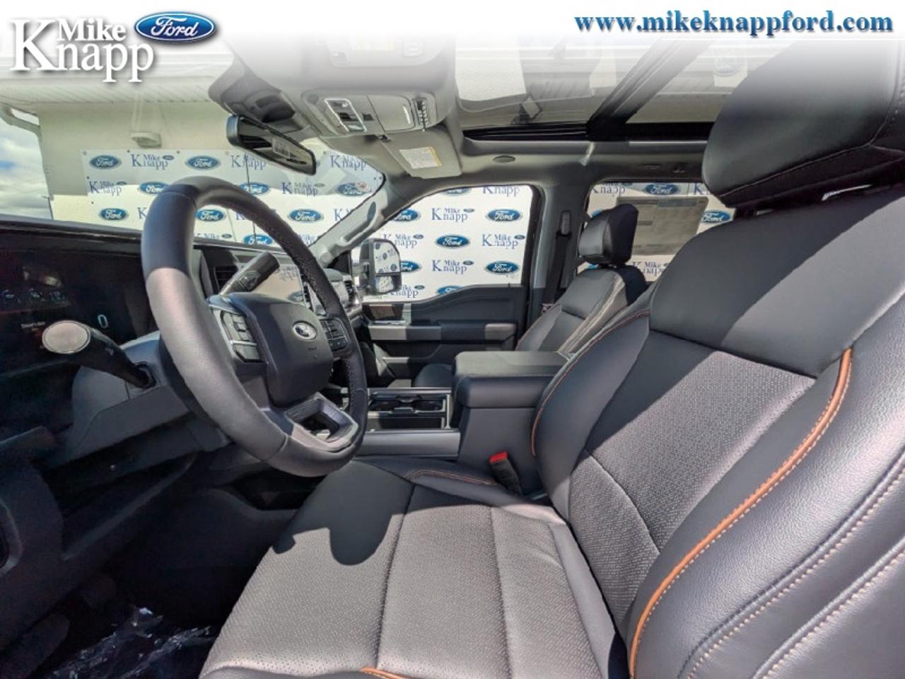 2026 Ford F-350 Super Duty Lariat Photo