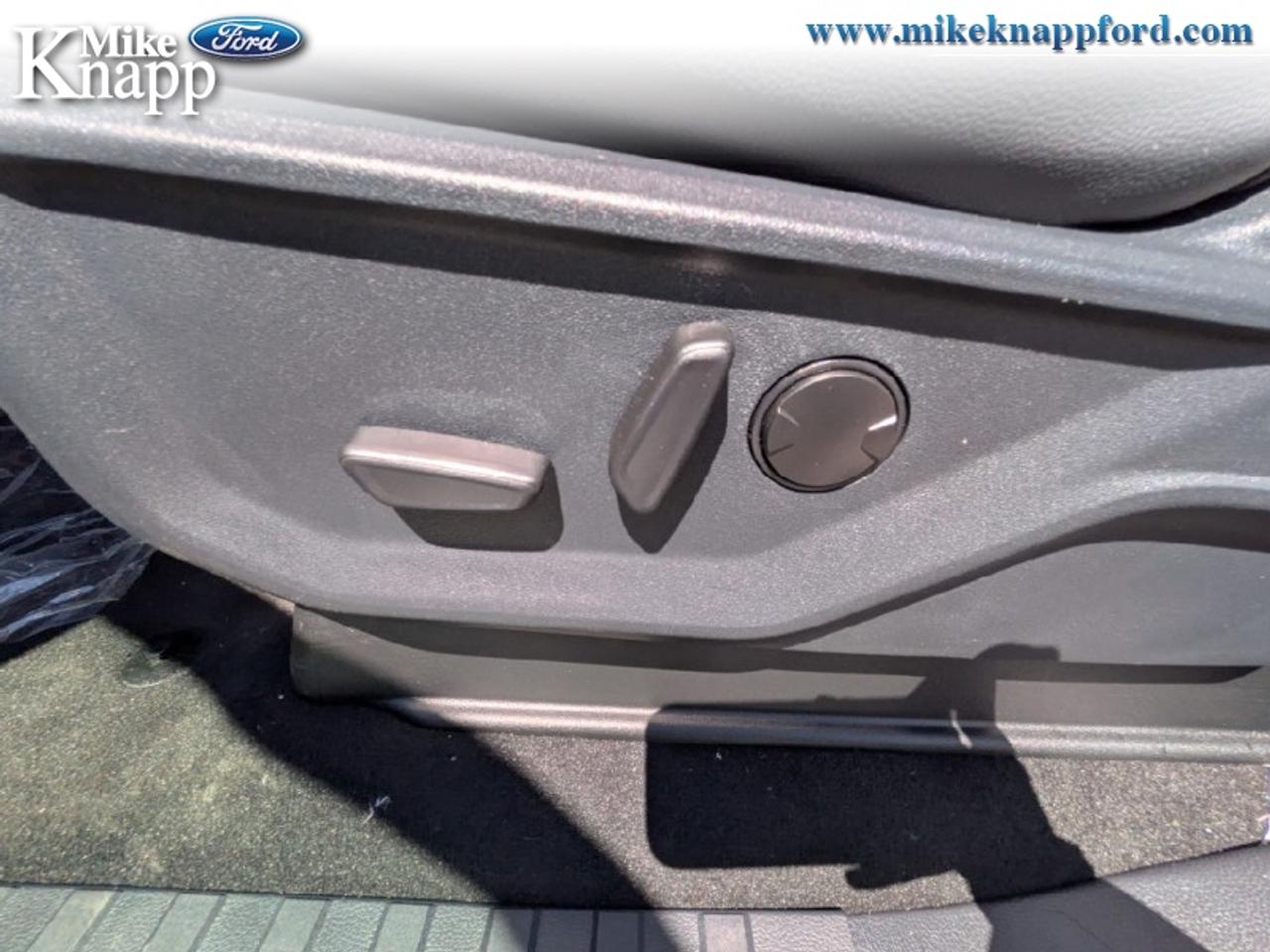 2026 Ford F-350 Super Duty Lariat Photo
