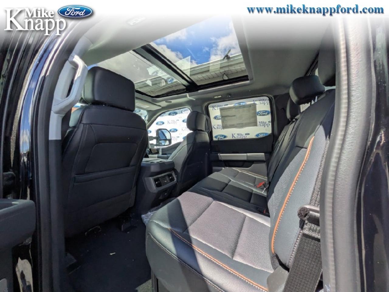 2026 Ford F-350 Super Duty Lariat Photo
