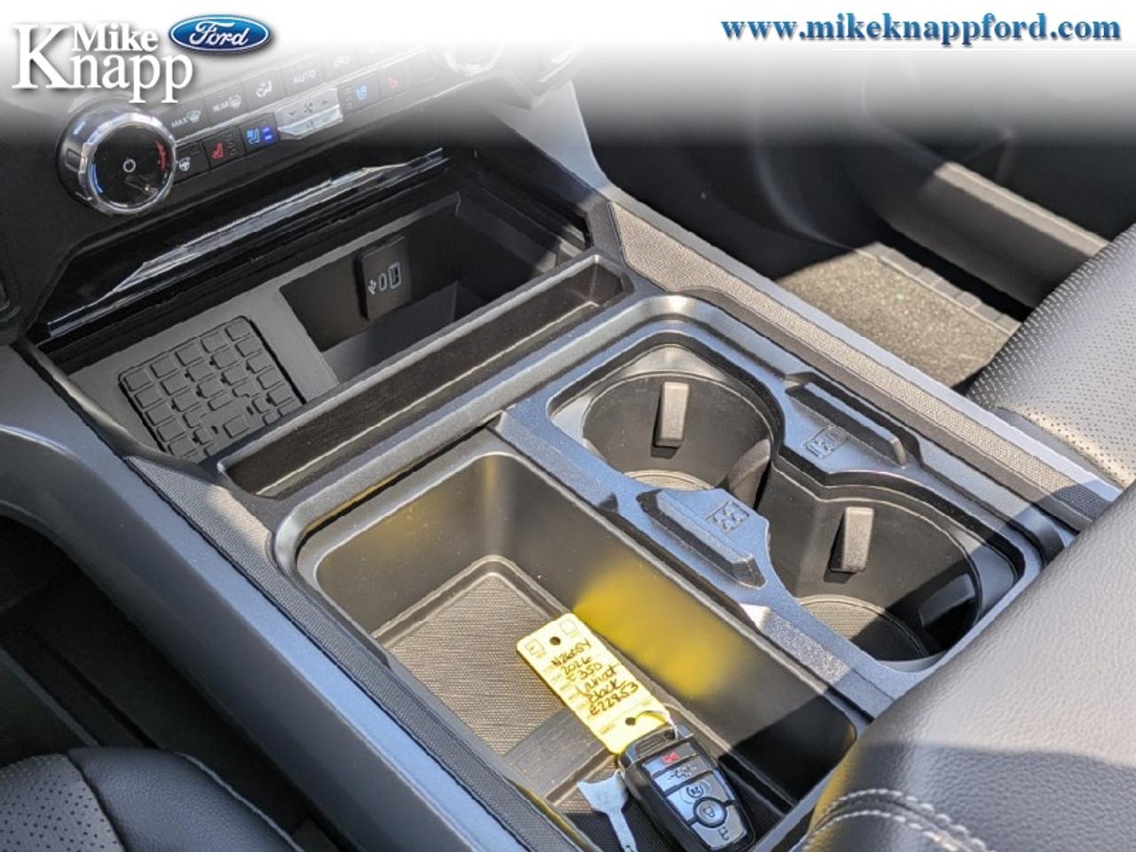 2026 Ford F-350 Super Duty Lariat Photo
