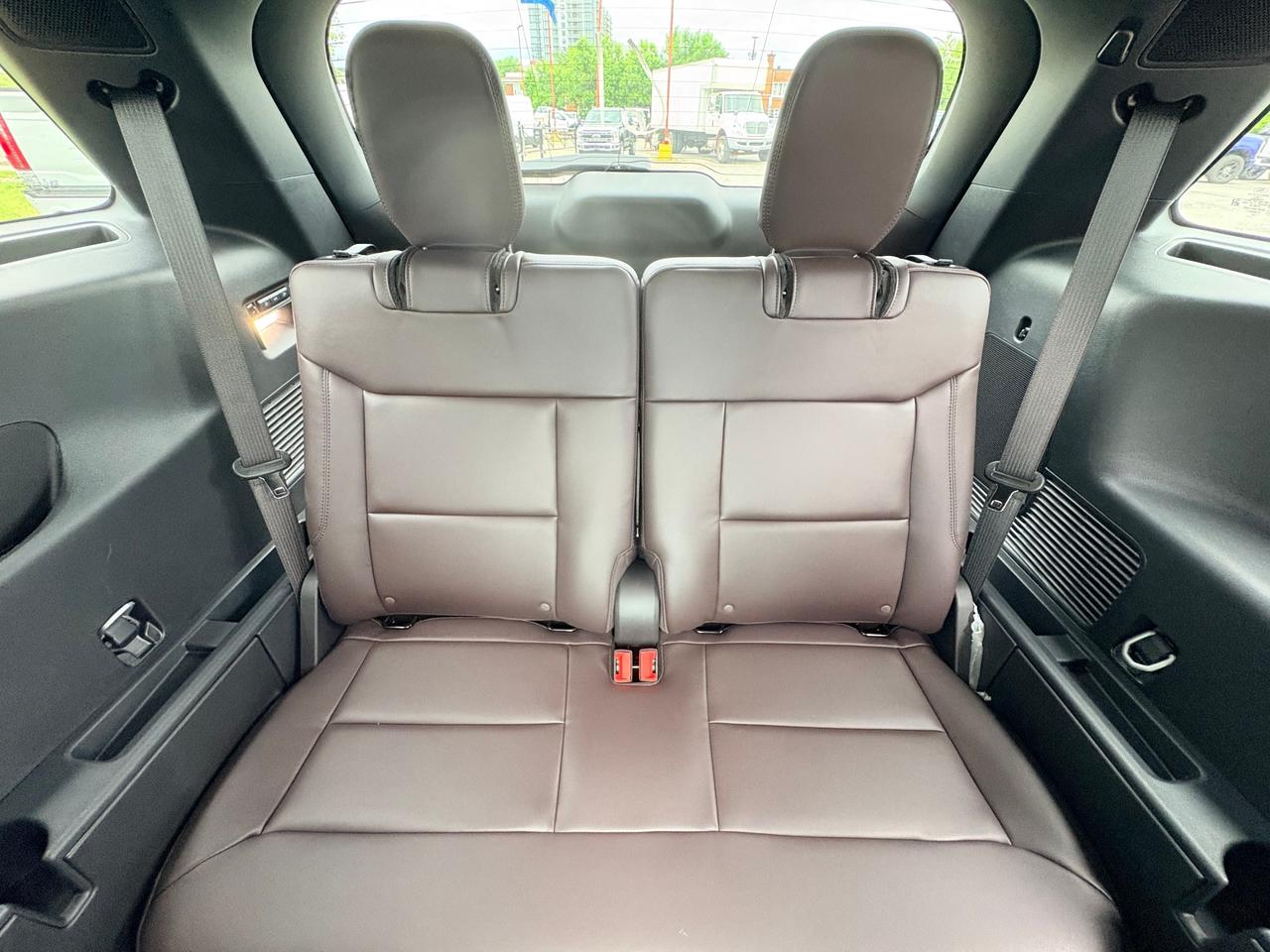 2026 Ford Explorer Platinum 4dr 4x4 Photo