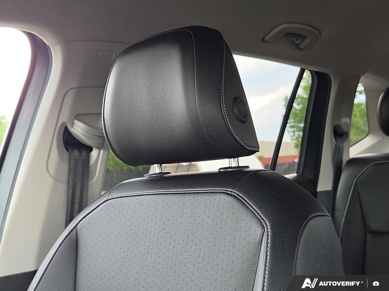 2021 Volkswagen Tiguan United HEATED SEATS   NAVIGATION   LANE ASSIST   S Photo