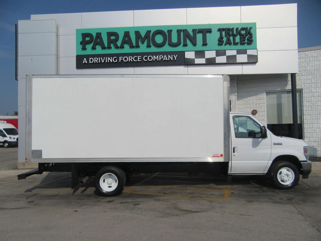 2022 Ford E-450 GAS 16FT ALUMINUM CUBE VAN WITH RAMP Photo