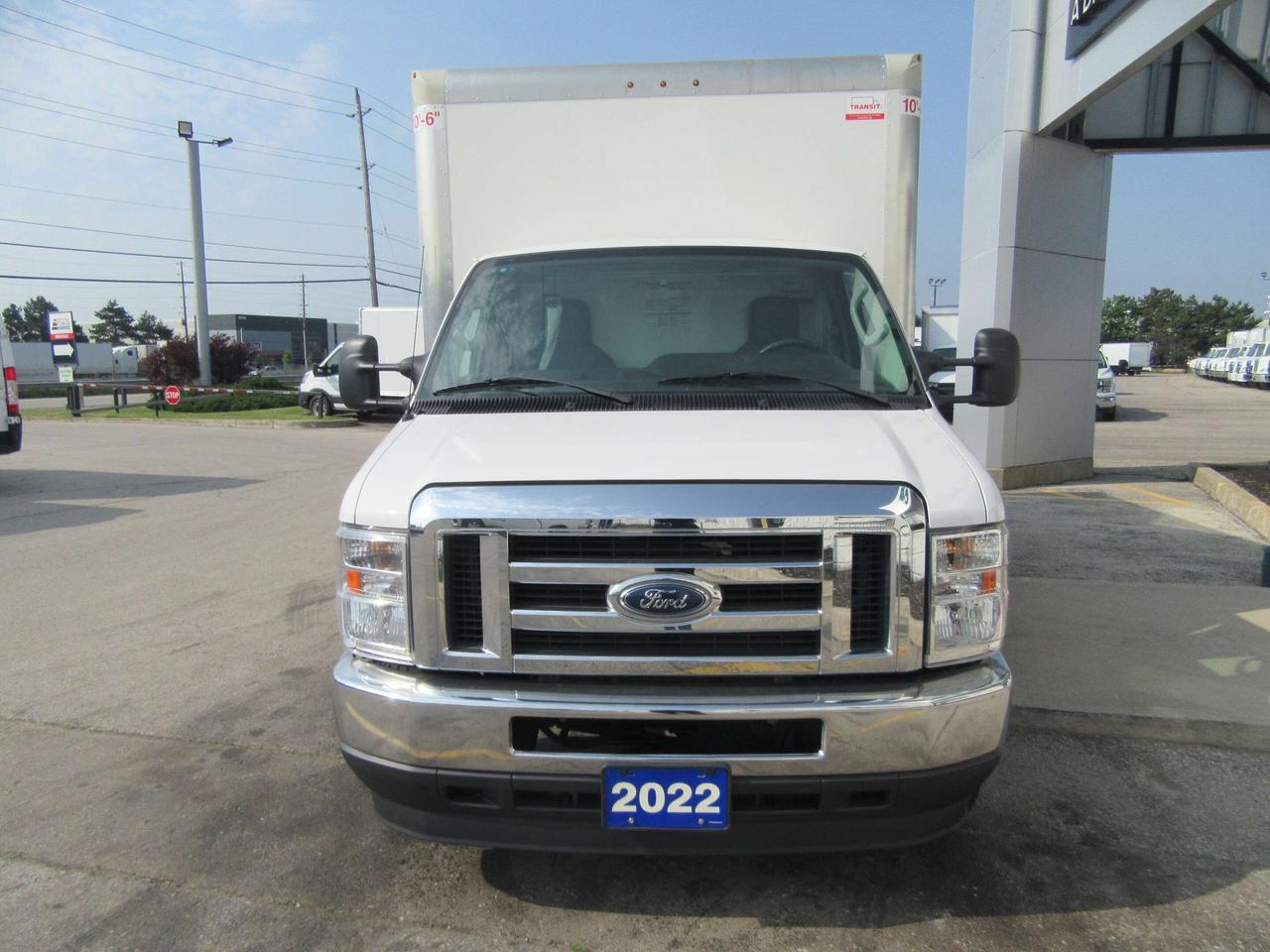 2022 Ford E-450 GAS 16FT ALUMINUM CUBE VAN WITH RAMP Photo
