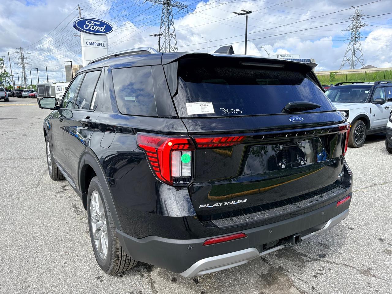 2026 Ford Explorer Platinum 4dr 4x4 Photo