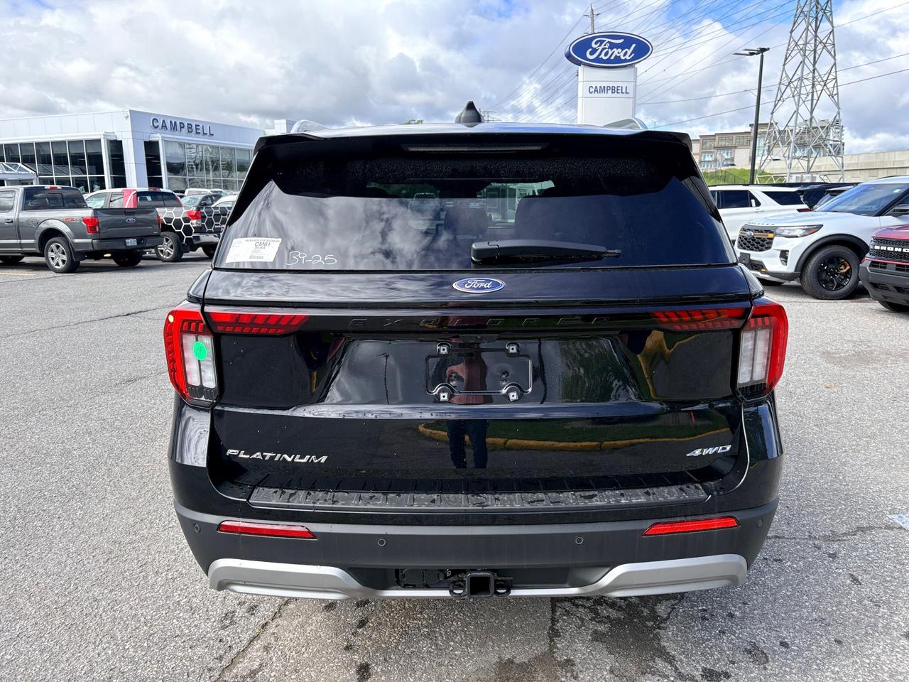 2026 Ford Explorer Platinum 4dr 4x4 Photo