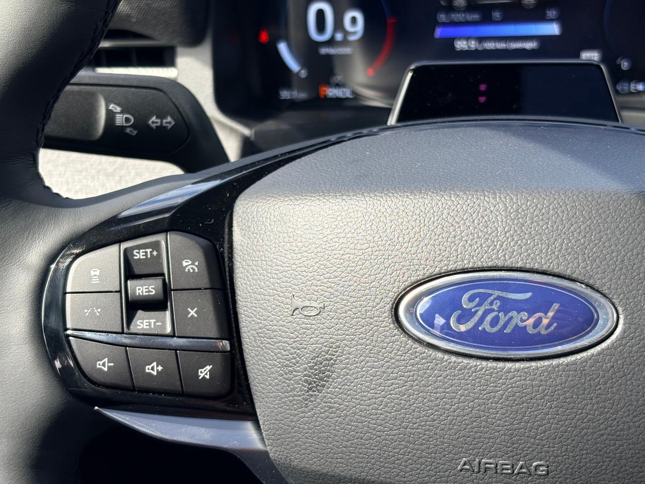2026 Ford Explorer Platinum 4dr 4x4 Photo