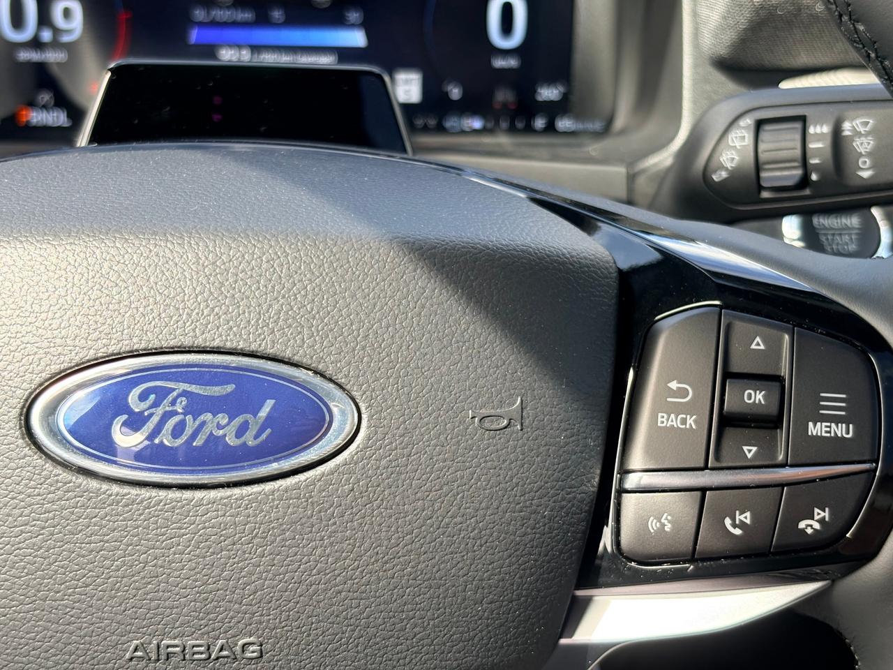 2026 Ford Explorer Platinum 4dr 4x4 Photo