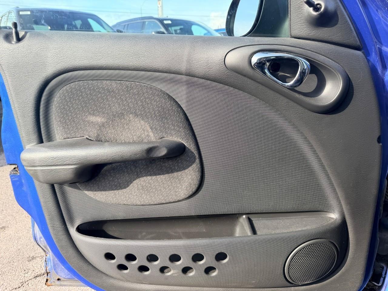 2005 Chrysler PT Cruiser 4dr Wgn Photo
