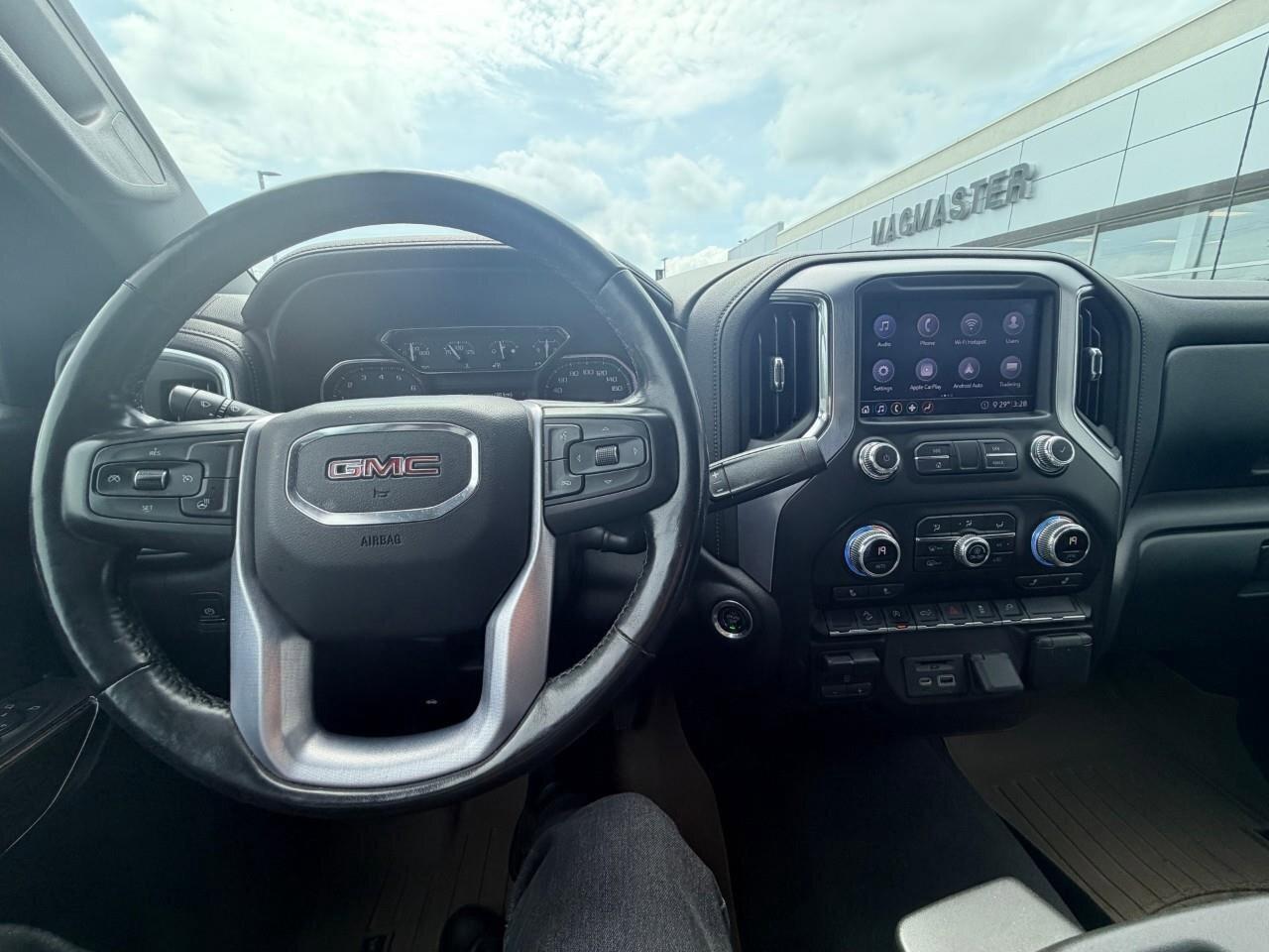 2020 GMC Sierra 1500 4WD Crew Cab 147  SLE Photo