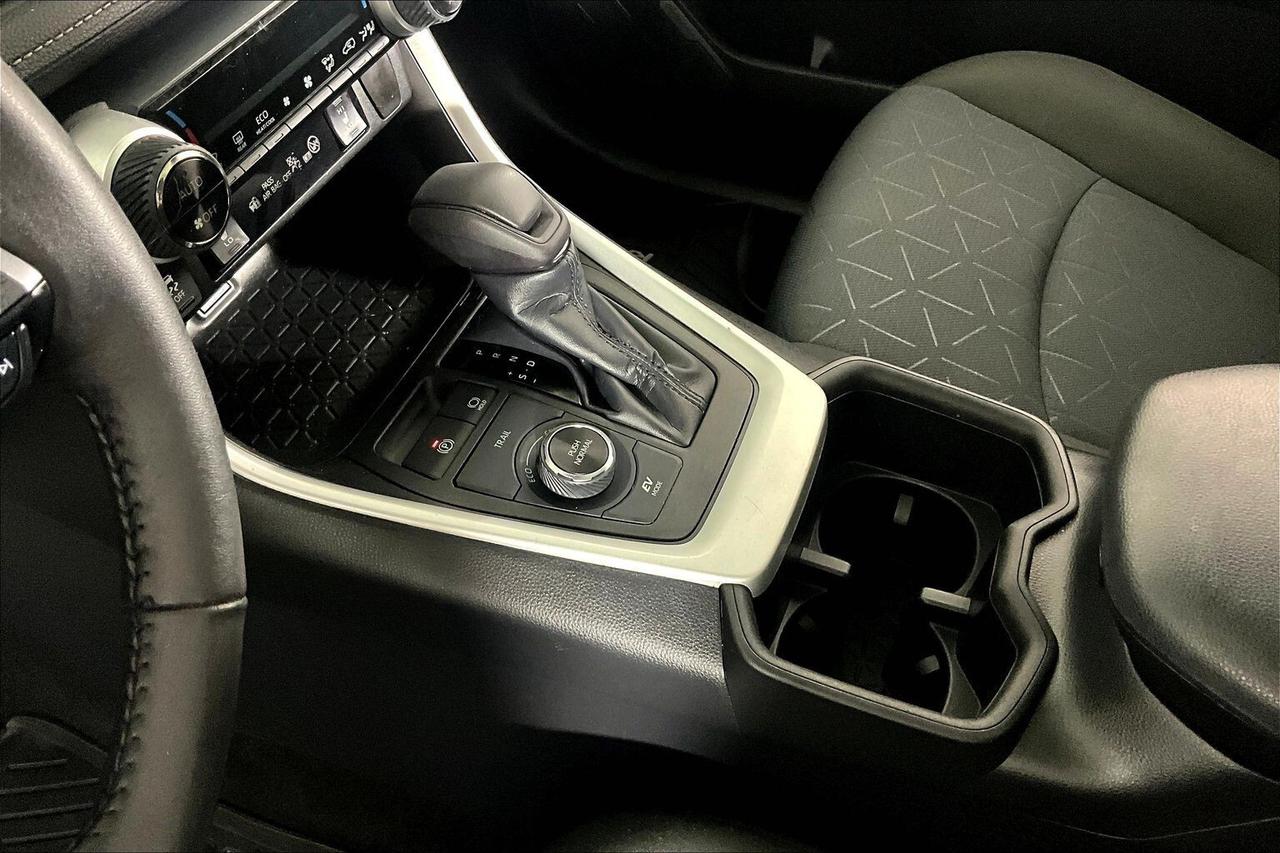 2023 Toyota RAV4 Hybrid XLE AWD Photo