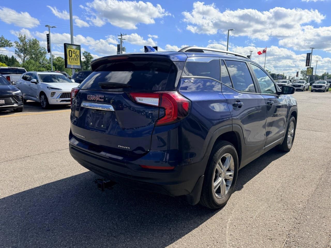 2022 GMC Terrain SLESLE, 1.5L 4-CYL, AWD, ALLOYS, CLOTH, 1-OWNER, C Photo
