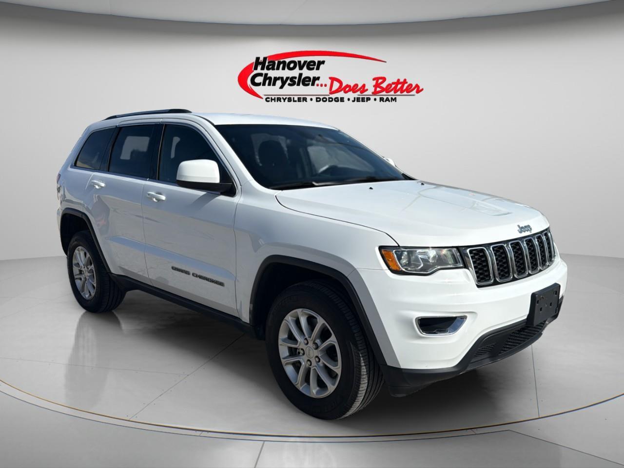 2021 Jeep Grand Cherokee LAREDO 4x4 Photo