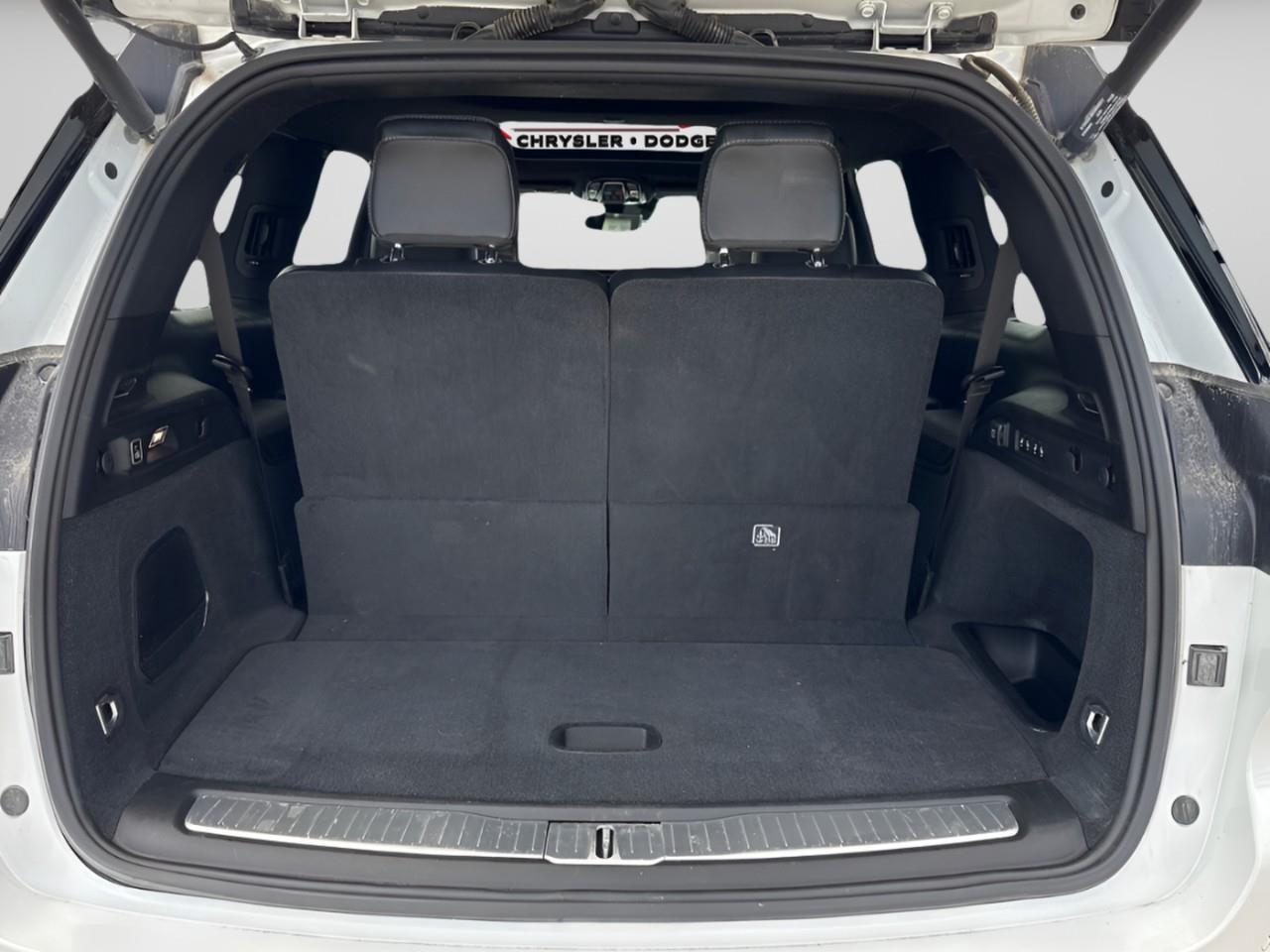 2021 Jeep Grand Cherokee L Overland 4x4 Photo