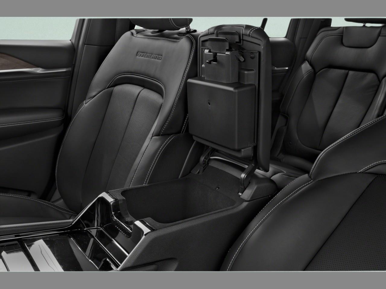 2021 Jeep Grand Cherokee L Overland 4x4 Photo