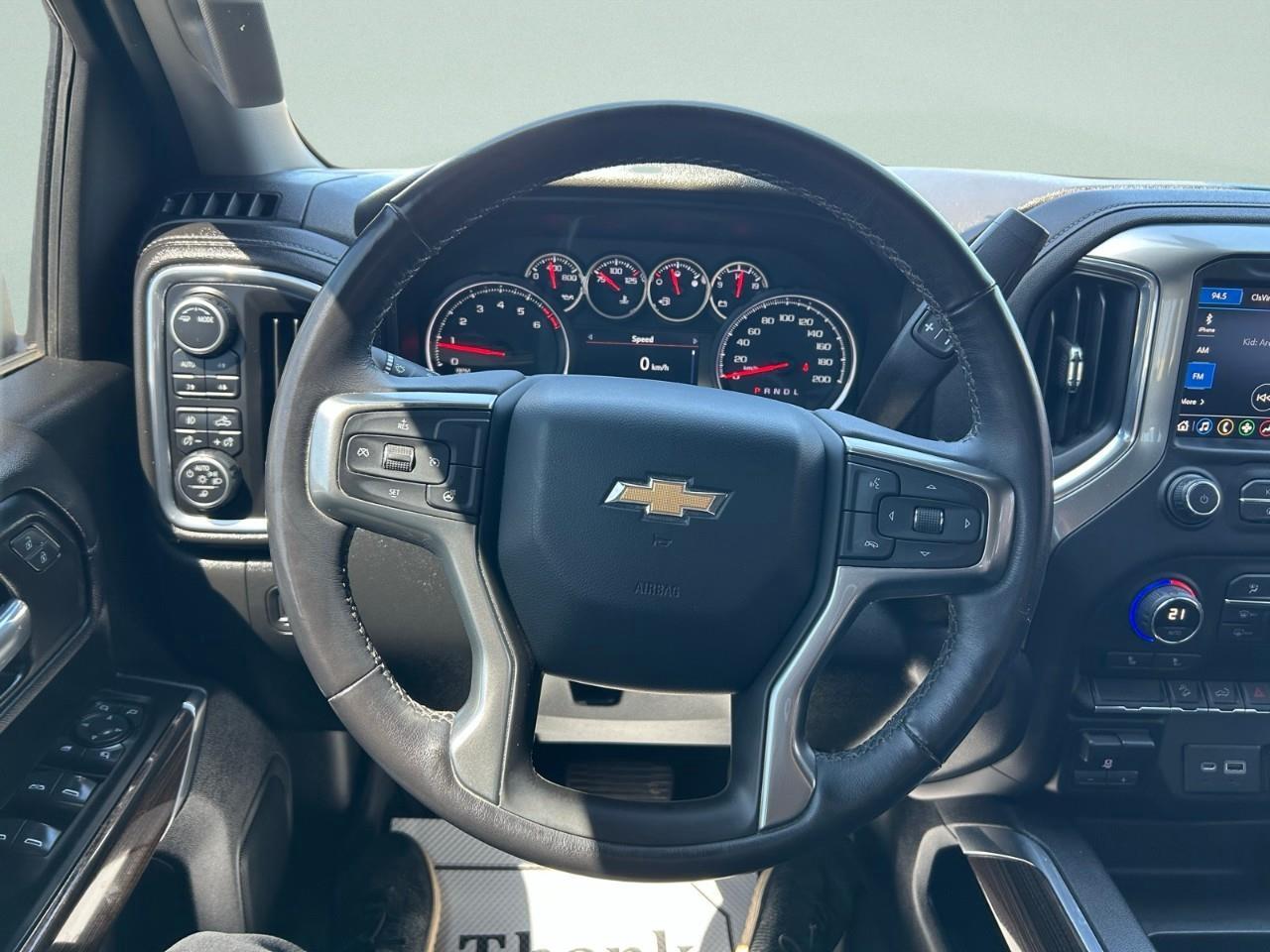 2021 Chevrolet SILVERADO 2500HD 4WD Crew Cab Standard Box LT Photo