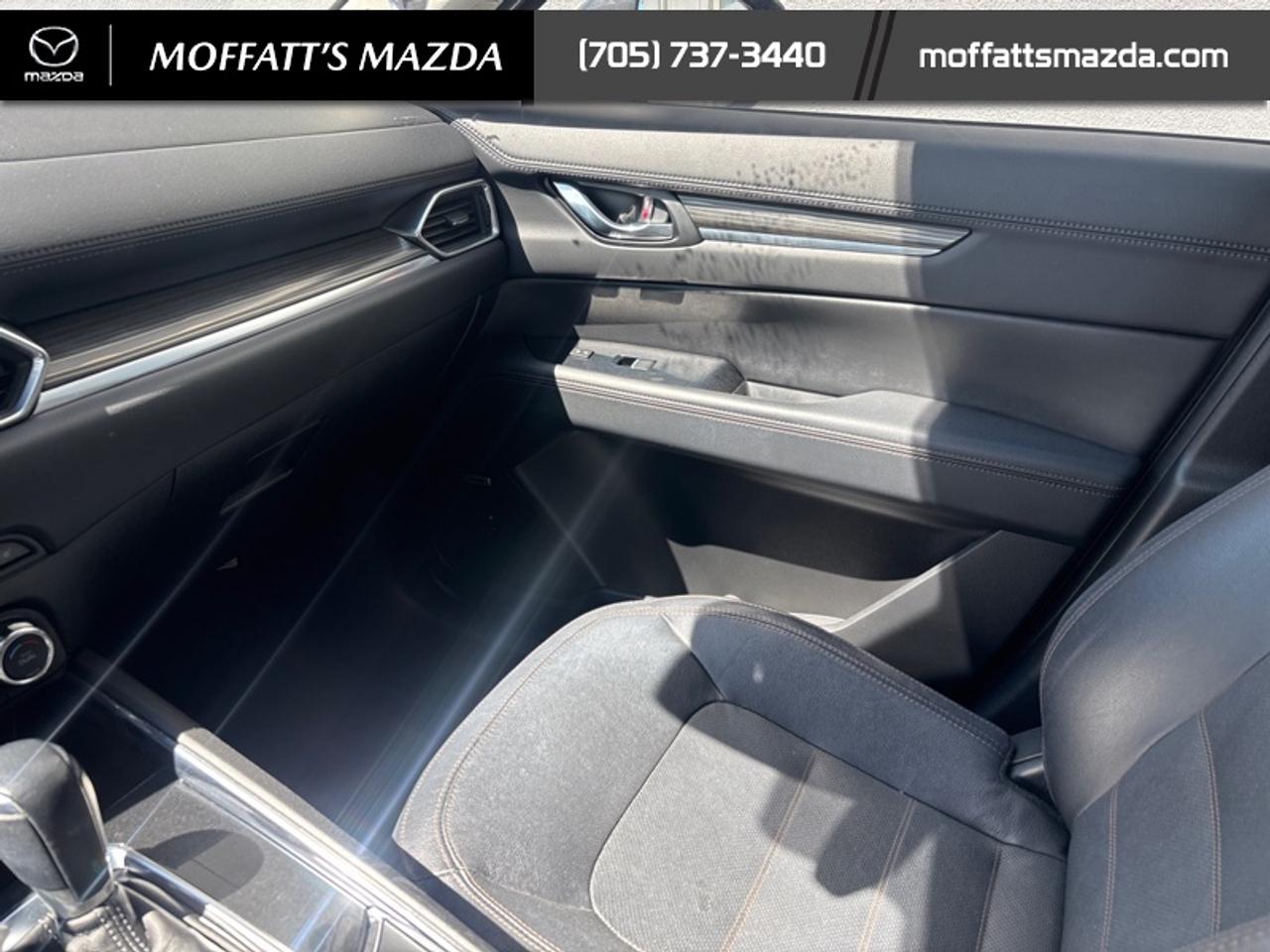 2017 Mazda CX-5 GT Photo
