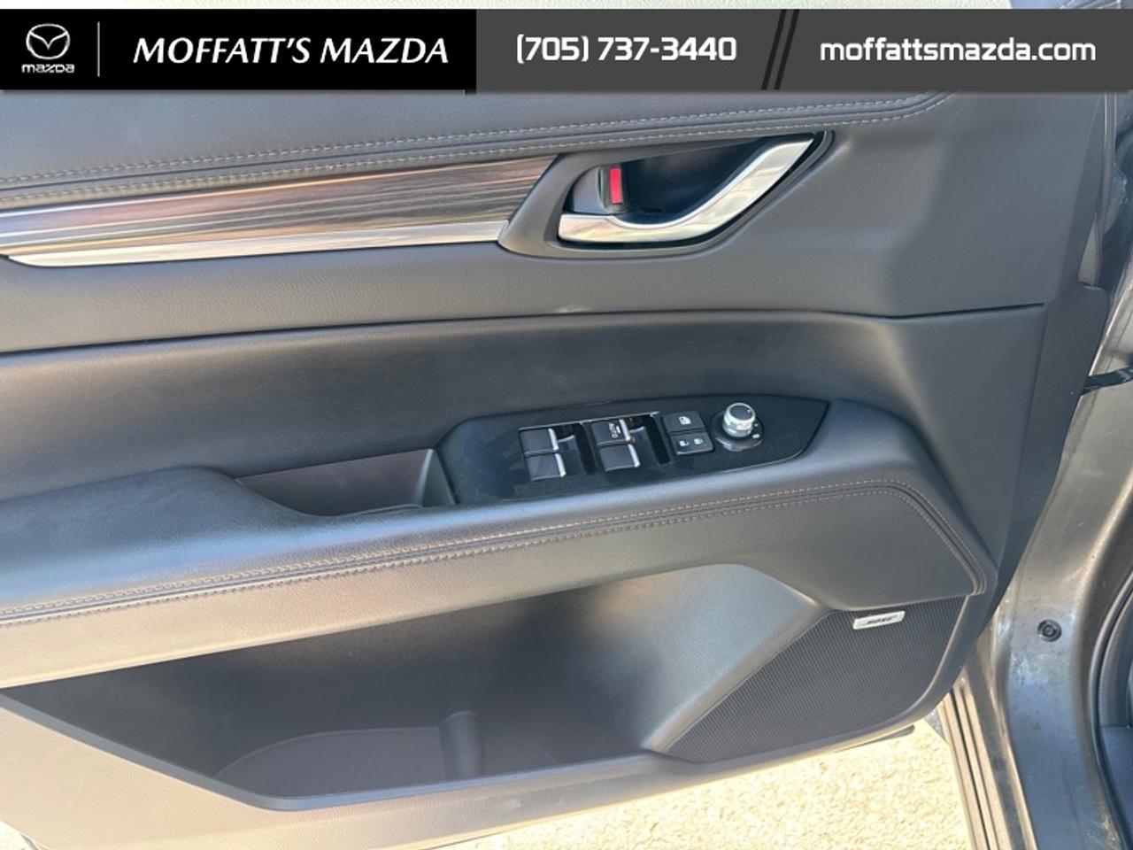 2017 Mazda CX-5 GT Photo