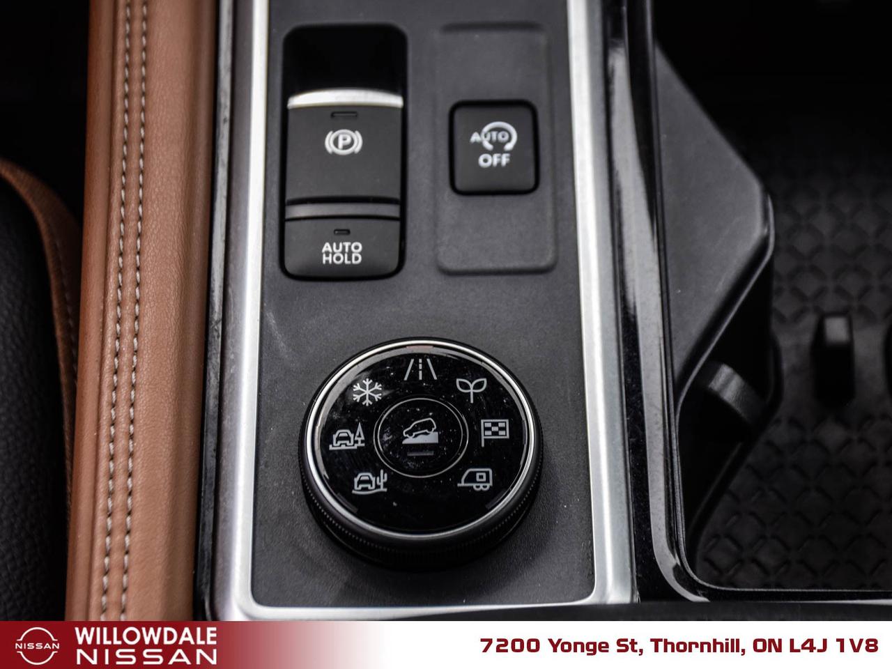 2024 Nissan Pathfinder Platinum 4dr 4x4 Photo