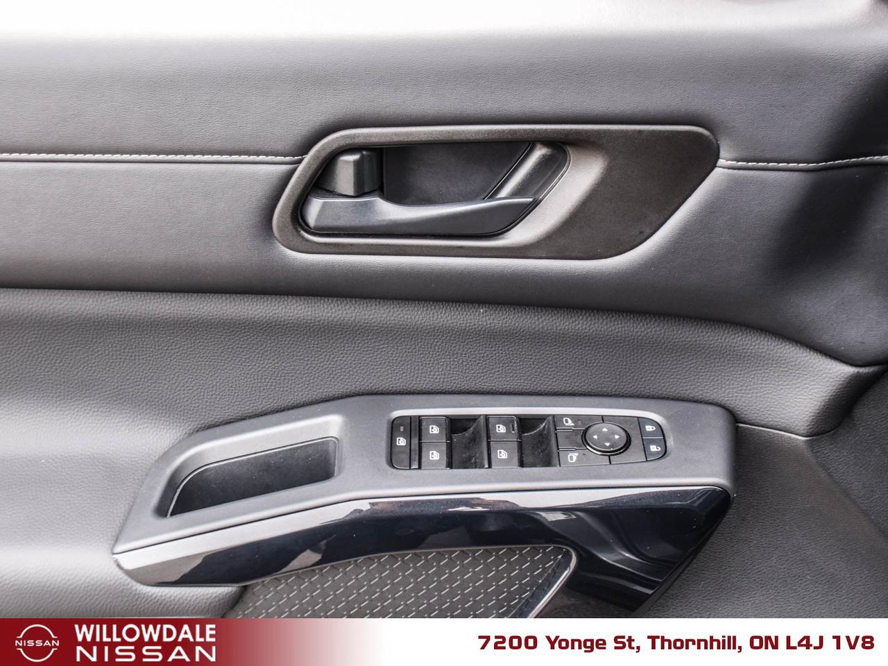2024 Nissan Pathfinder SV 4dr 4x4 Photo