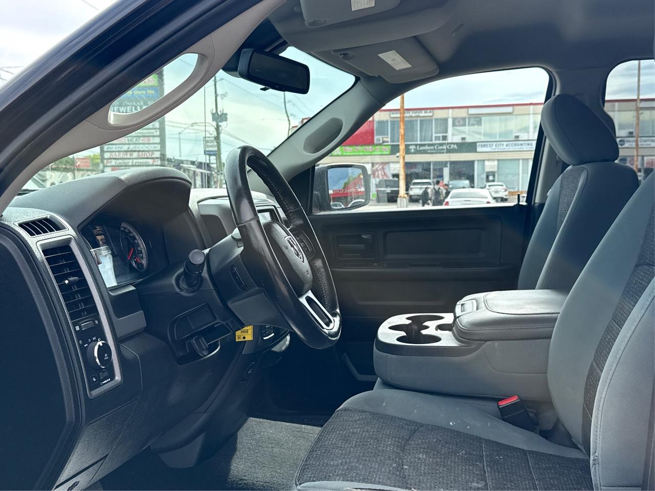 2019 RAM 1500 Classic Express 4x4 NIGHT EDITION MINT WE FINANCE ALL CRT Photo