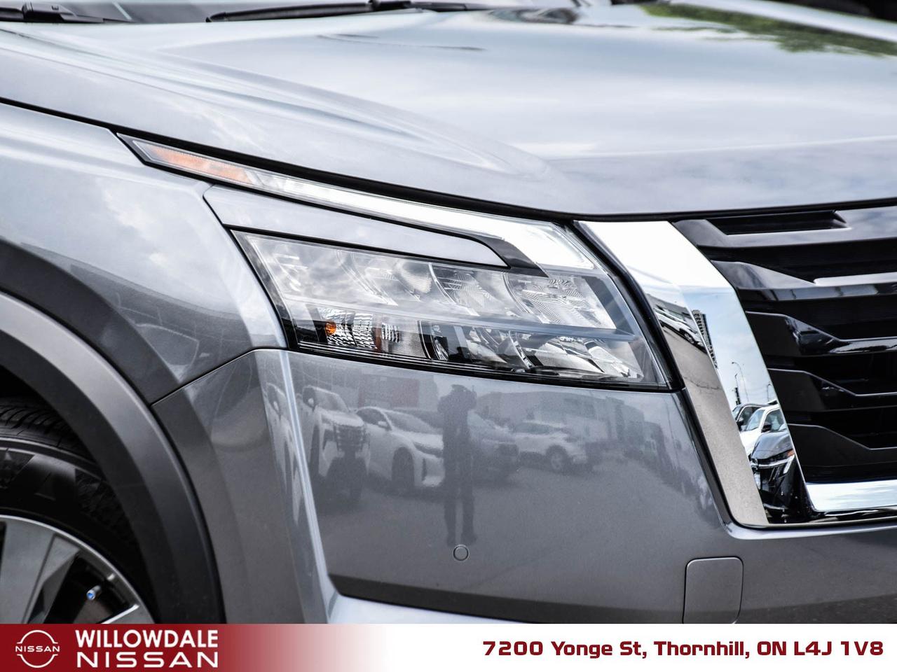 2024 Nissan Pathfinder SV 4dr 4x4 Photo1
