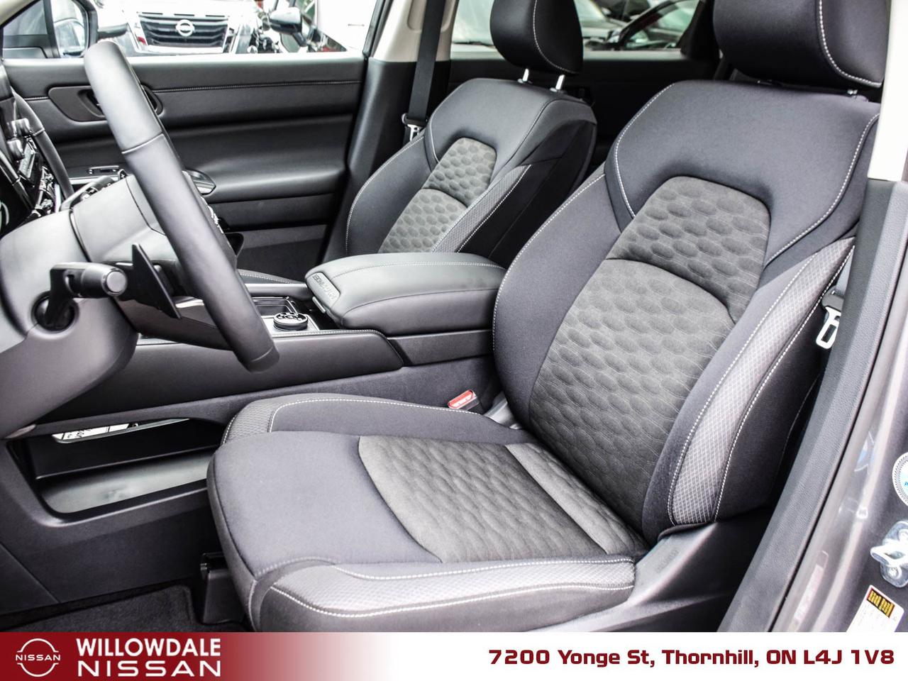 2024 Nissan Pathfinder SV 4dr 4x4 Photo