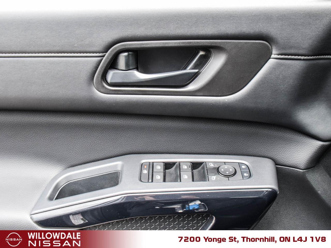 2024 Nissan Pathfinder SV 4dr 4x4 Photo